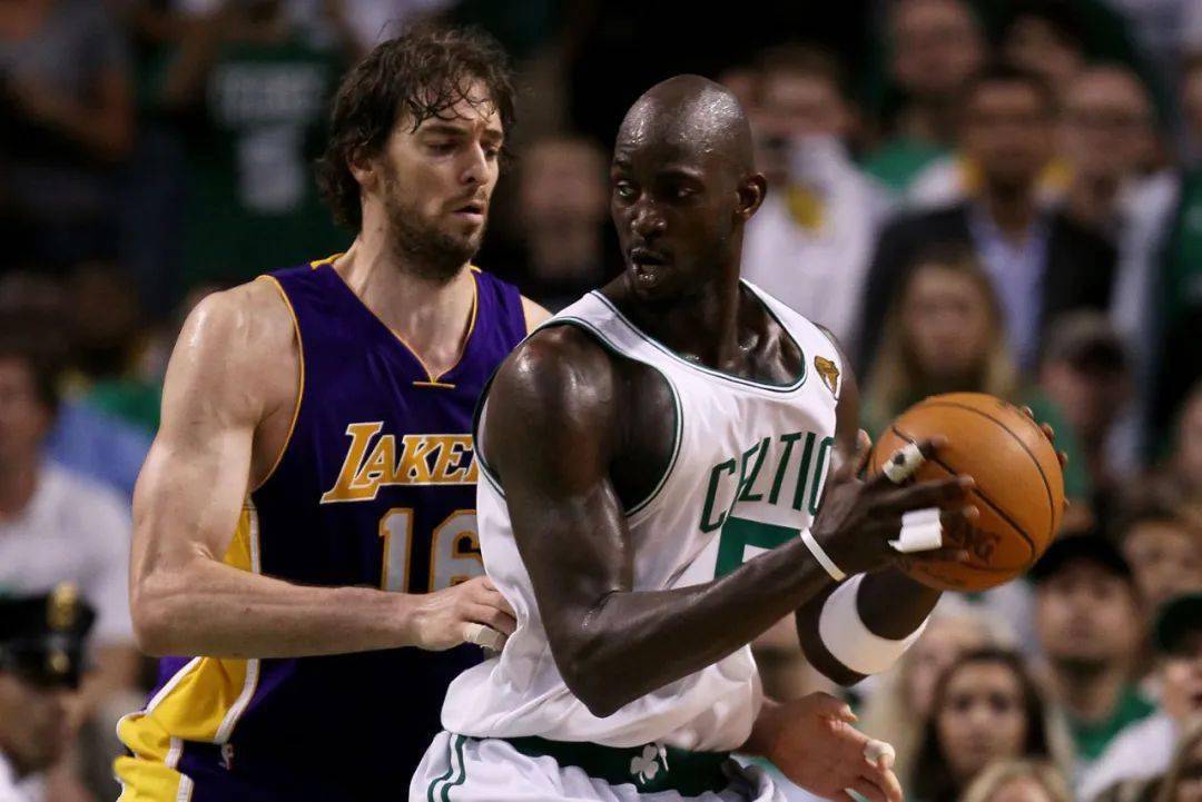 展现出了极 展现出了极