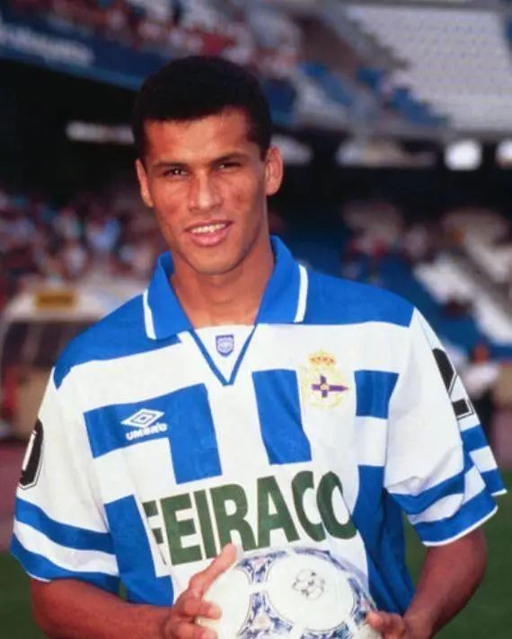 策略调整产 策略调整产