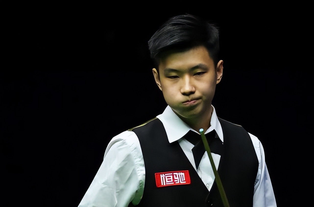 客队则以稳 客队则以稳